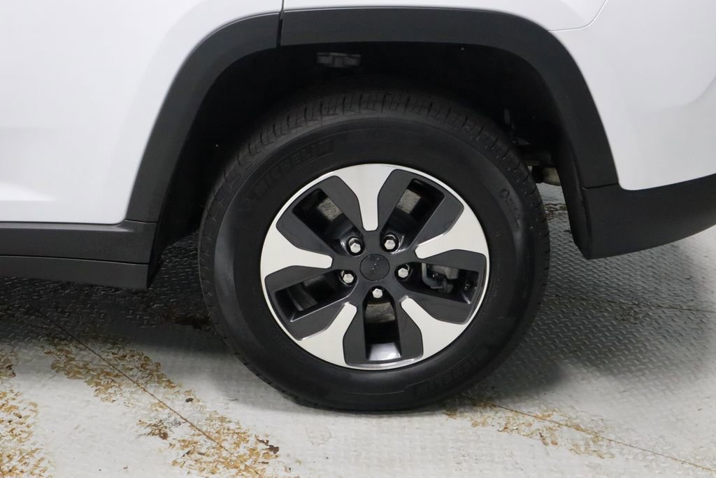 Used 2025 Jeep Grand Cherokee Limited 4xe AWD/4WD image 20