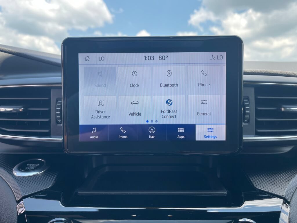 Certified 2024 Ford Explorer ST-Line w/ Class IV Trailer Tow Package AWD/4WD image 13