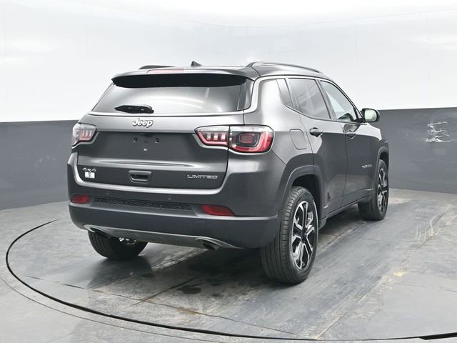Used 2023 Jeep Compass Limited AWD/4WD image 19
