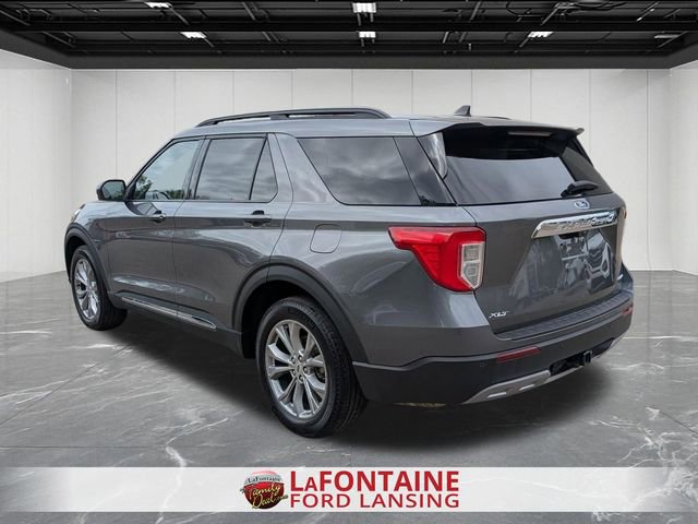 Certified 2023 Ford Explorer XLT w/ Equipment Group 202A AWD/4WD image 3