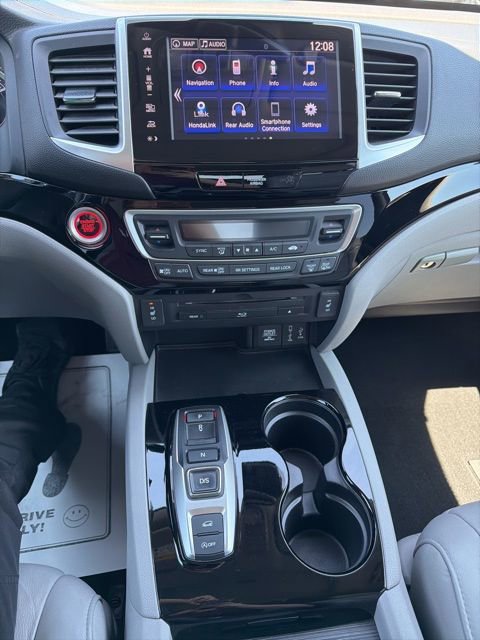 Used 2018 Honda Pilot Touring image 22