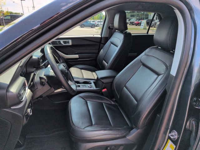 Certified 2023 Ford Explorer XLT w/ Equipment Group 202A AWD/4WD image 28