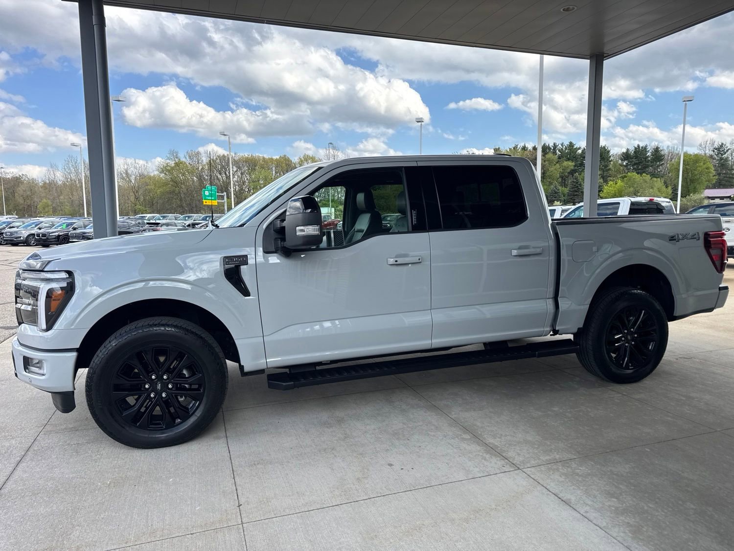 Certified 2024 Ford F150 Lariat w/ Equipment Group 502A High AWD/4WD image 4