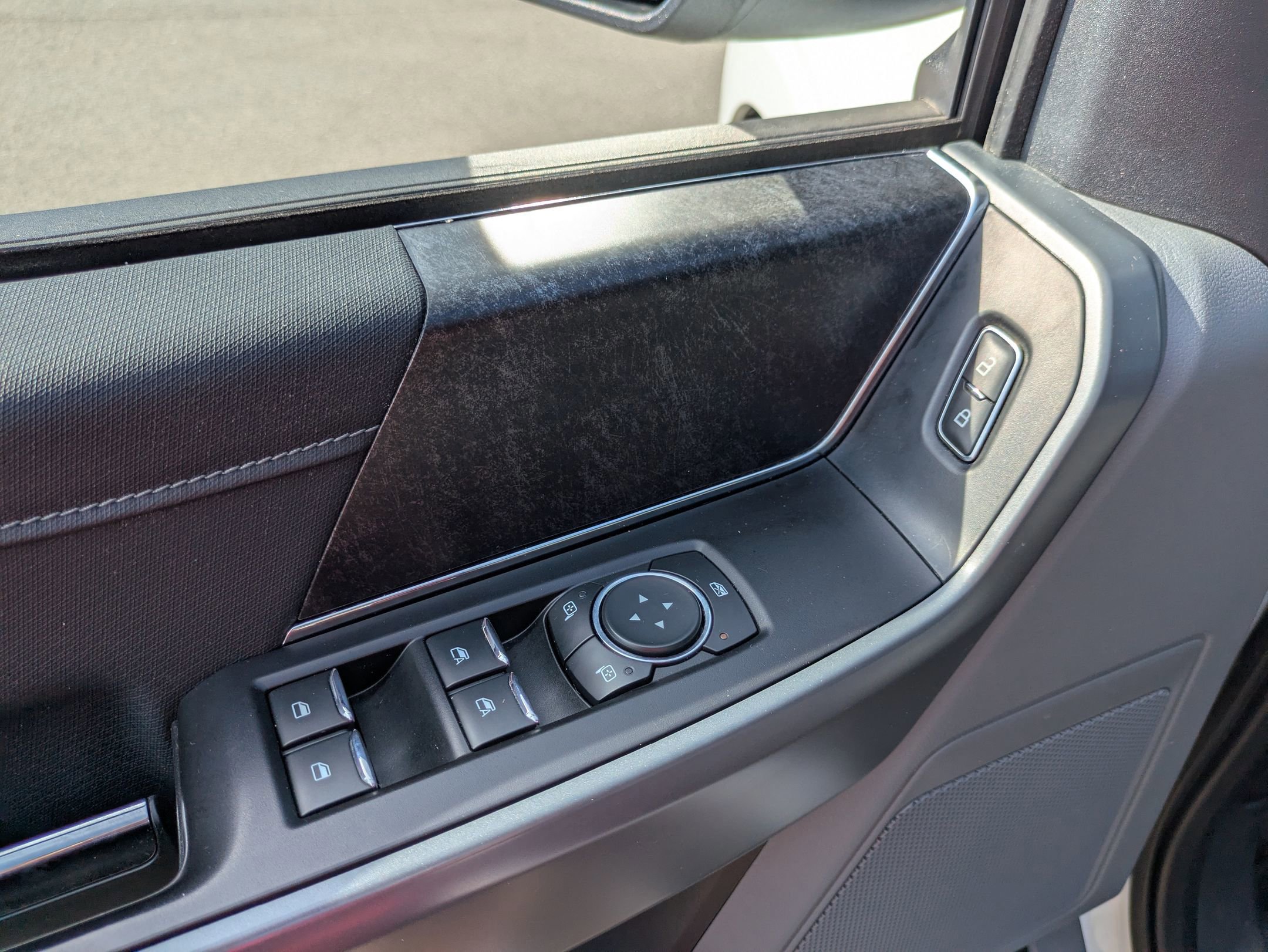 Certified 2022 Ford F150 XLT w/ Equipment Group 302A High image 19