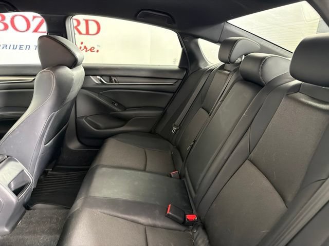 Used 2018 Honda Accord Sport image 13