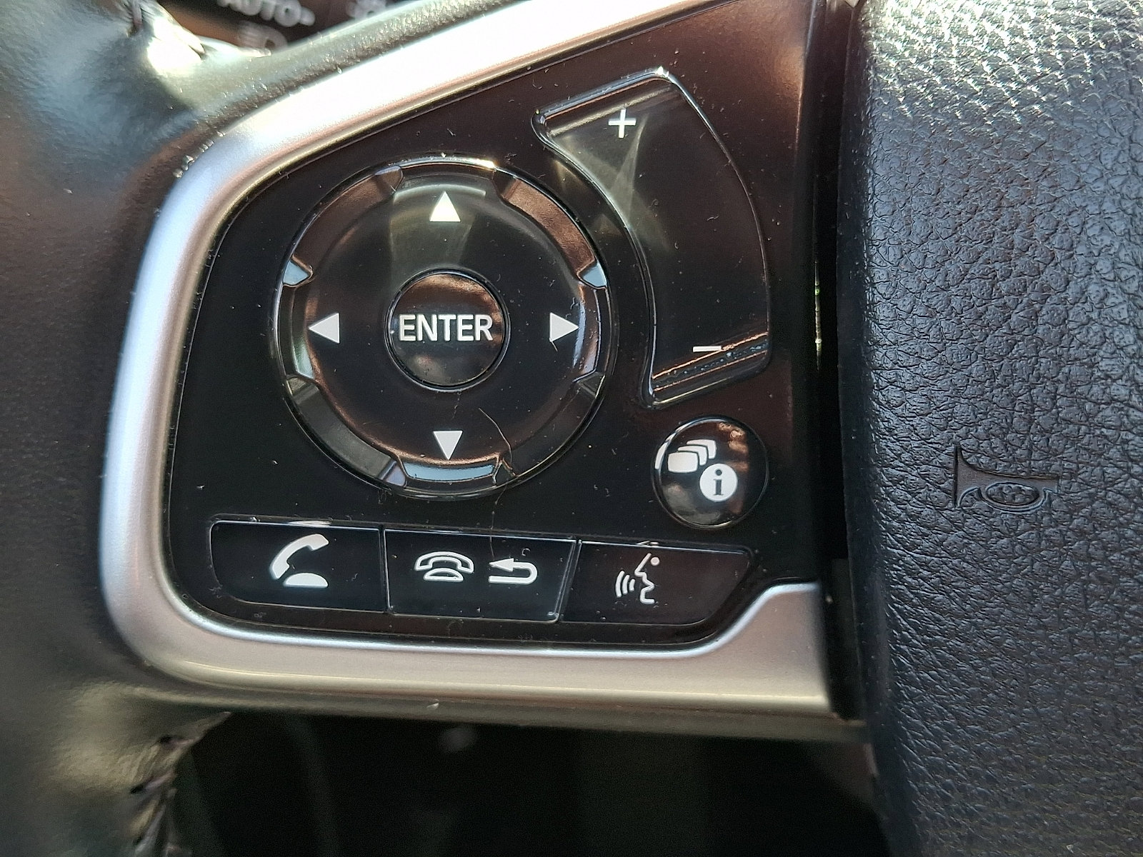 Used 2021 Honda CR-V EX-L image 22