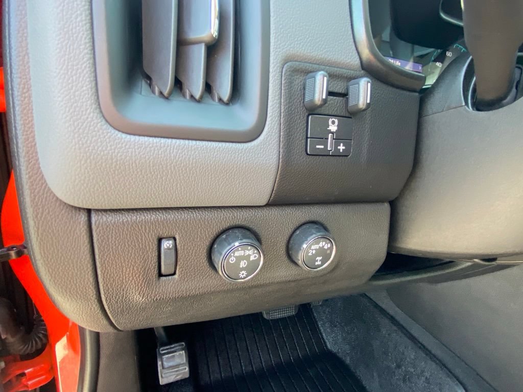 Used 2019 Chevrolet Colorado Z71 AWD/4WD image 12