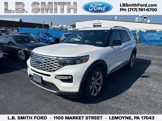 Certified 2020 Ford Explorer Platinum w/ Premium Technology Package AWD/4WD image 1