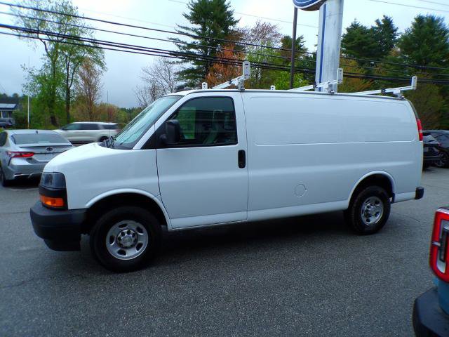 Used 2022 Chevrolet Express 2500 RWD image 5