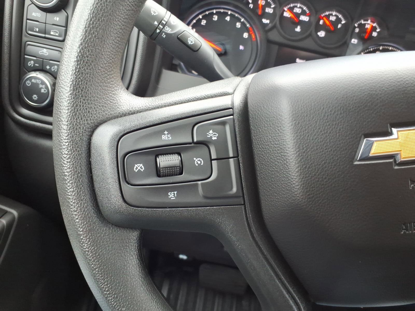 Used 2025 Chevrolet Silverado 1500 W/T w/ WT Value Package image 15