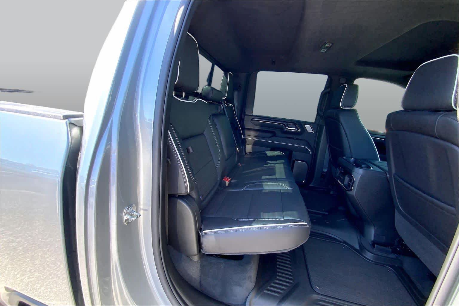 Used 2025 GMC Sierra 2500 AT4X AWD/4WD image 20