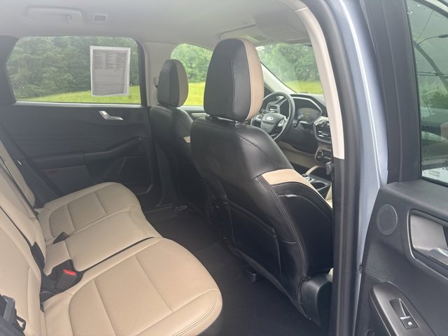 Certified 2022 Ford Escape SEL w/ Technology Package image 35