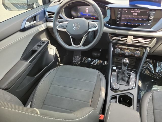 Used 2024 Volkswagen Taos SE w/ Panoramic Sunroof Package AWD/4WD image 14