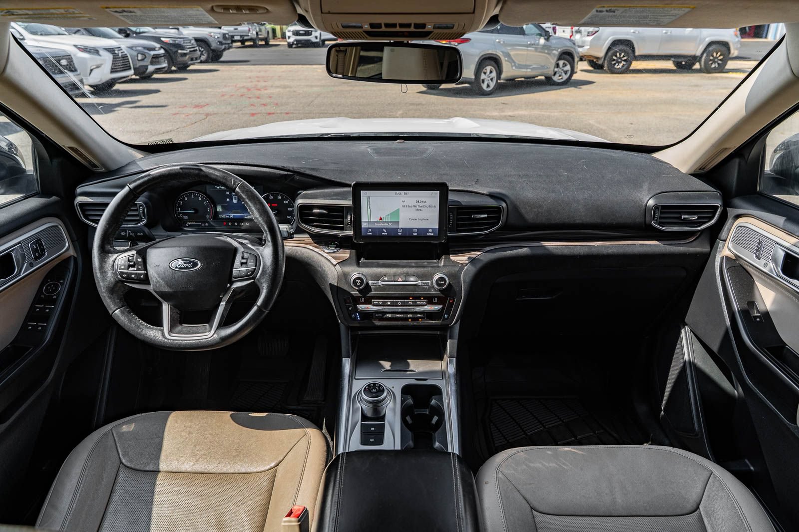 Certified 2020 Ford Explorer Limited RWD image 23
