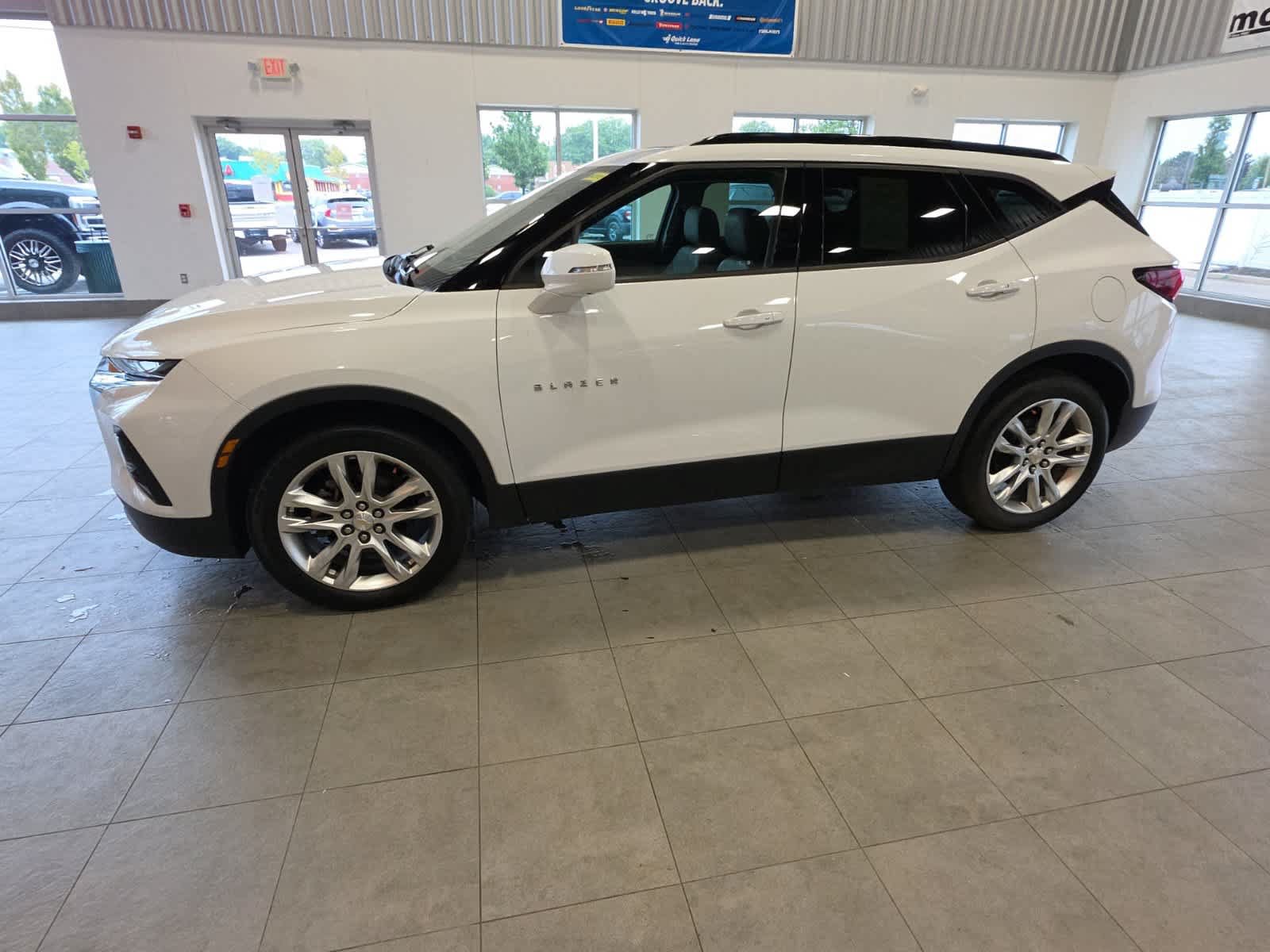 Used 2019 Chevrolet Blazer LT w/ Sun and Wheels Package FWD image 14