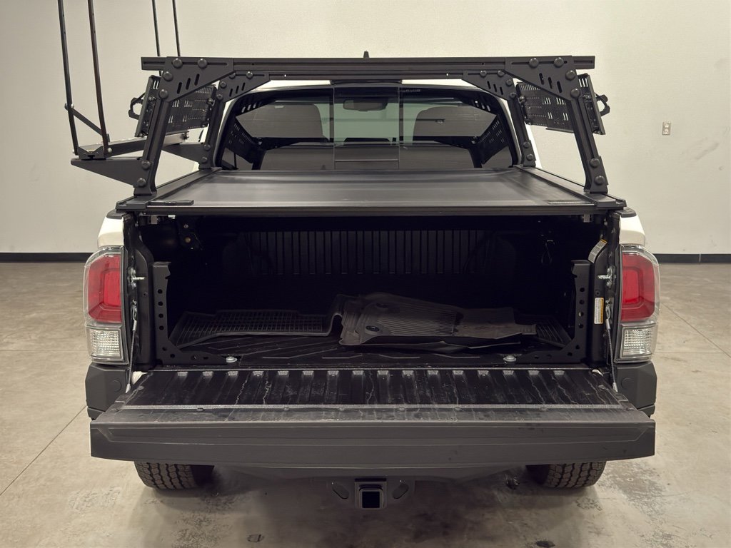 Used 2021 Toyota Tacoma TRD Off-Road image 8