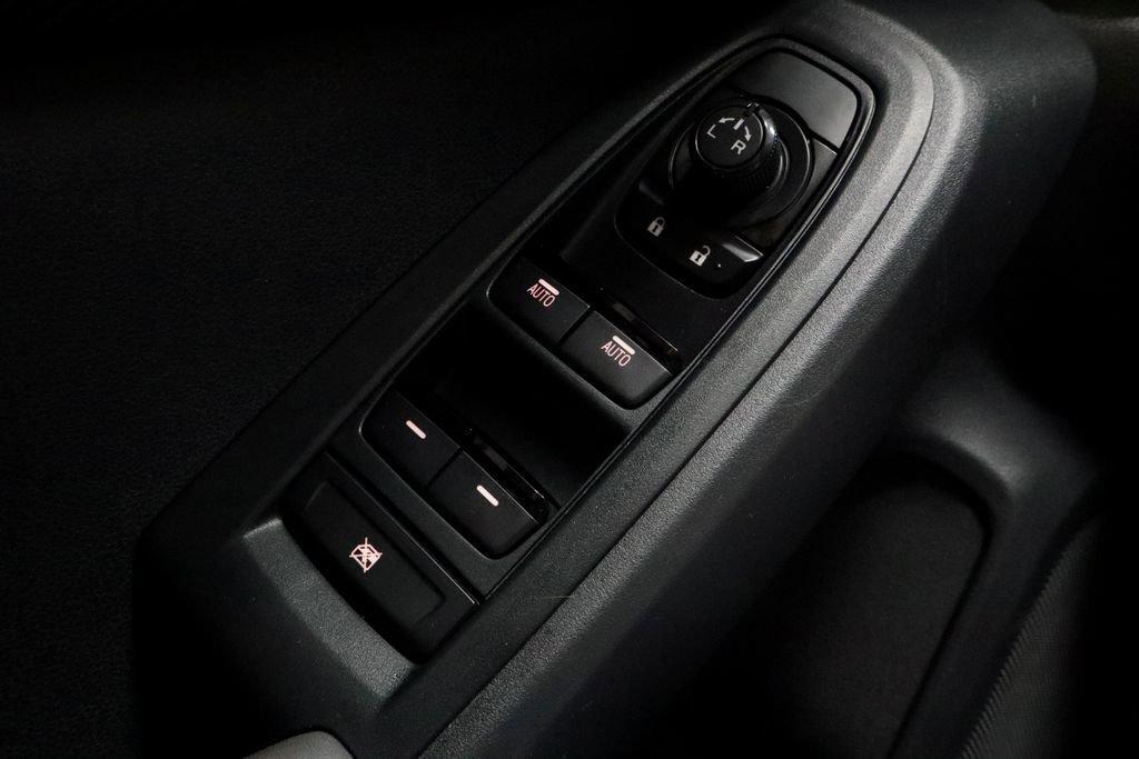 Used 2025 Subaru Crosstrek 2.0i Premium AWD/4WD image 26