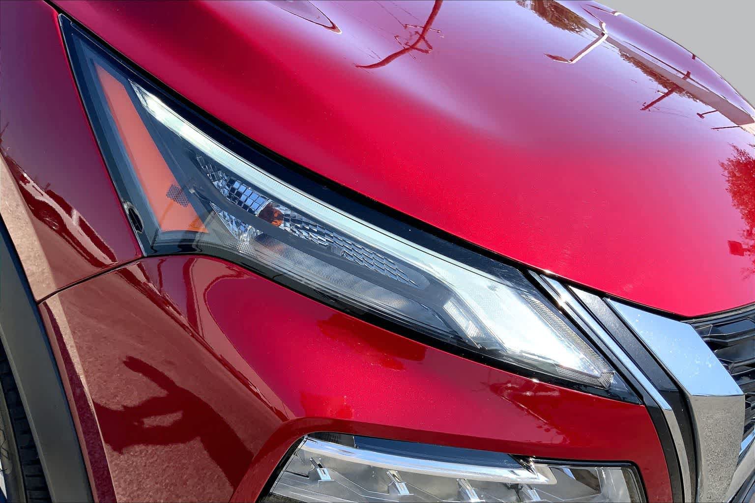 Used 2023 Nissan Rogue SV FWD image 28
