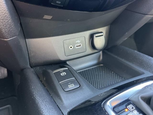 Used 2022 Nissan Rogue Sport SV w/ Technology Package image 32