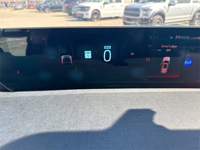 Certified 2025 Ford Expedition Active image 15