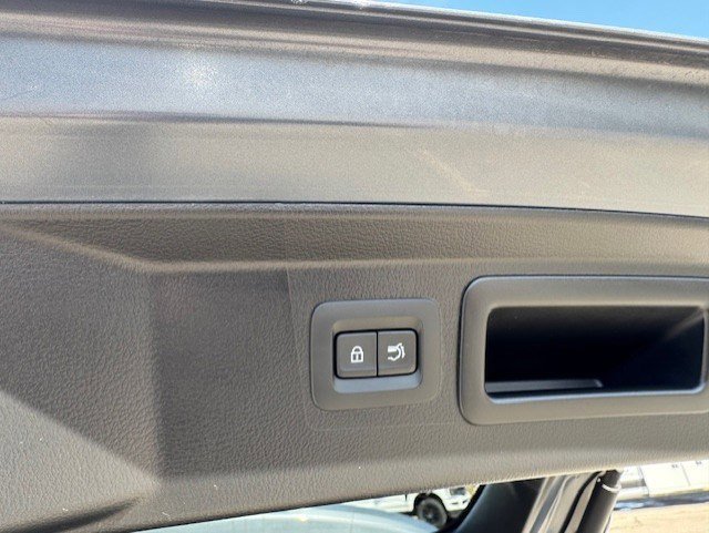 Used 2023 MAZDA CX-50 2.5 S w/ Preferred Plus Pkg image 31