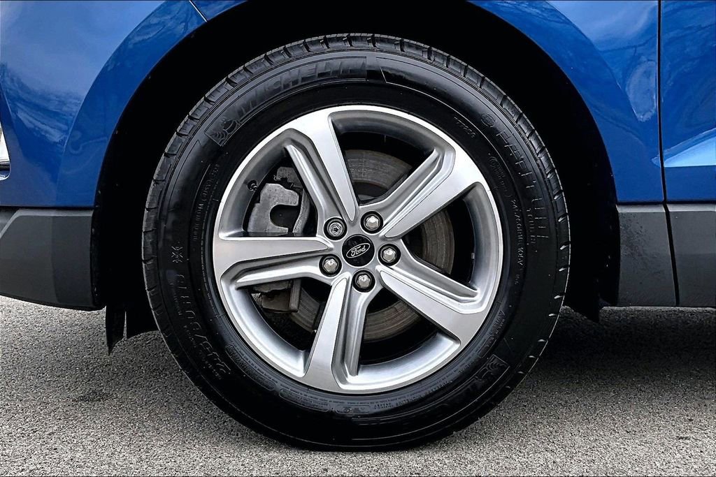 Certified 2024 Ford Edge SEL w/ Convenience Package image 9