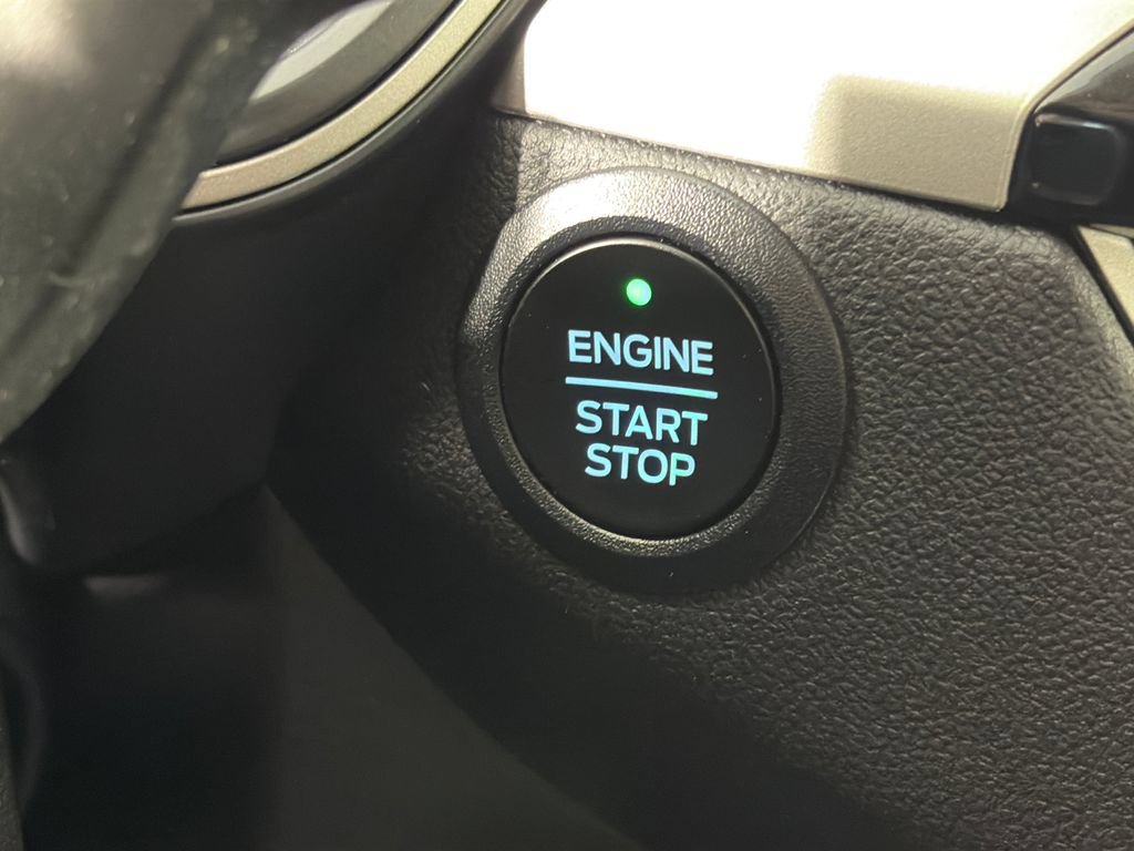 Certified 2022 Ford Escape SEL AWD/4WD image 23