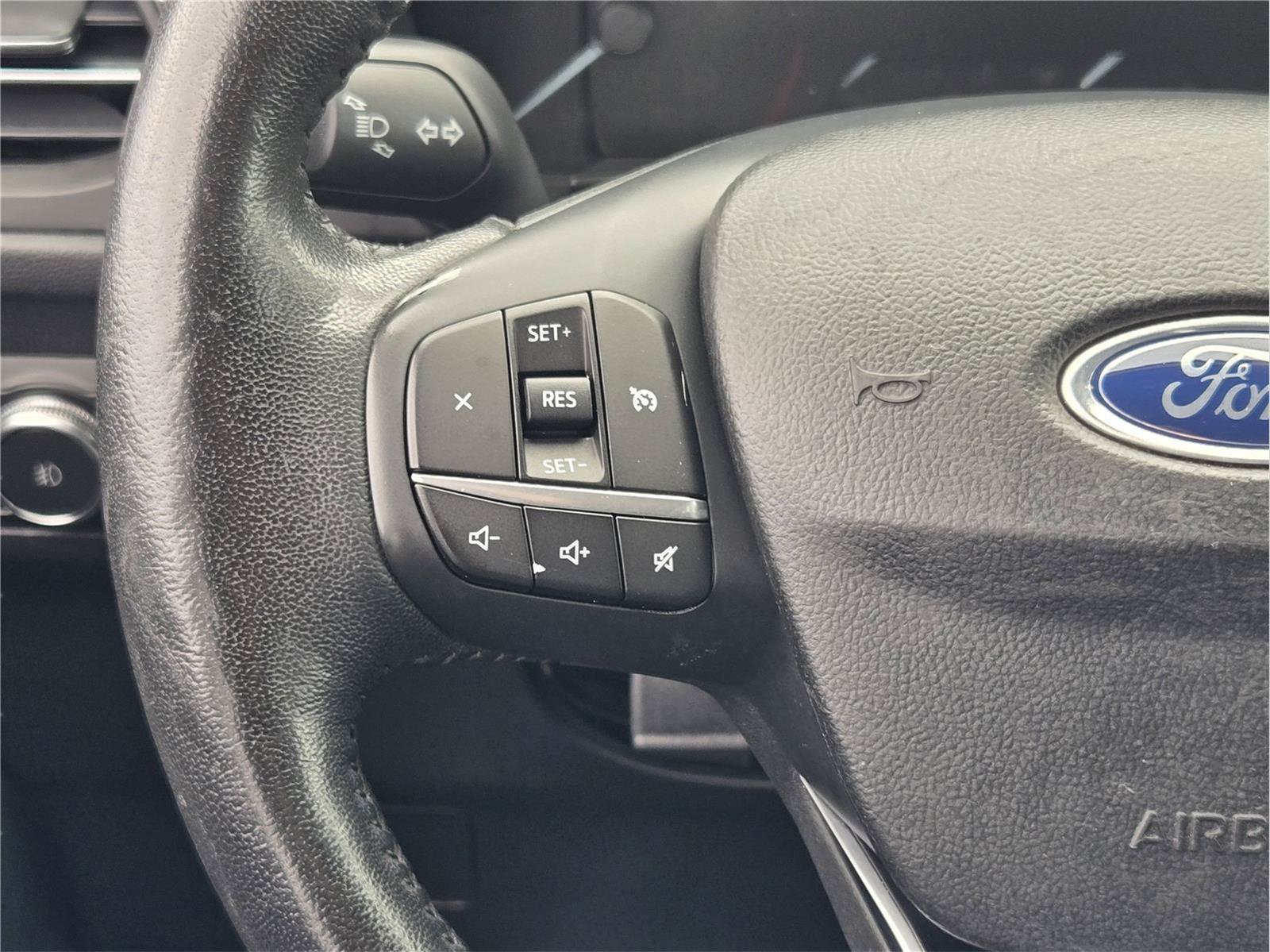 Certified 2020 Ford Escape SEL FWD image 26