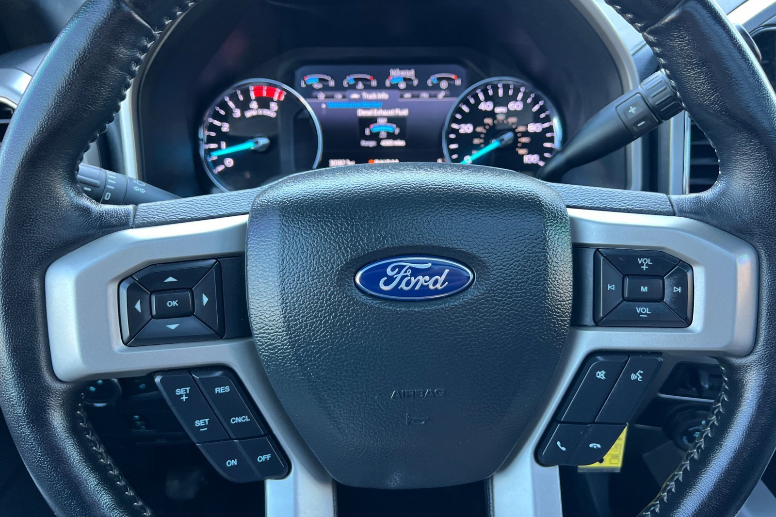 Certified 2022 Ford F250 Lariat w/ FX4 Off-Road Package image 25