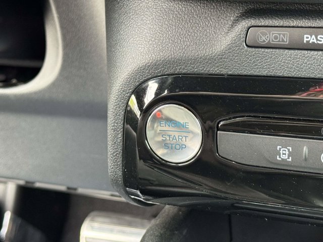 Certified 2023 Ford Escape ST-Line w/ Tech Pack #1 AWD/4WD image 23