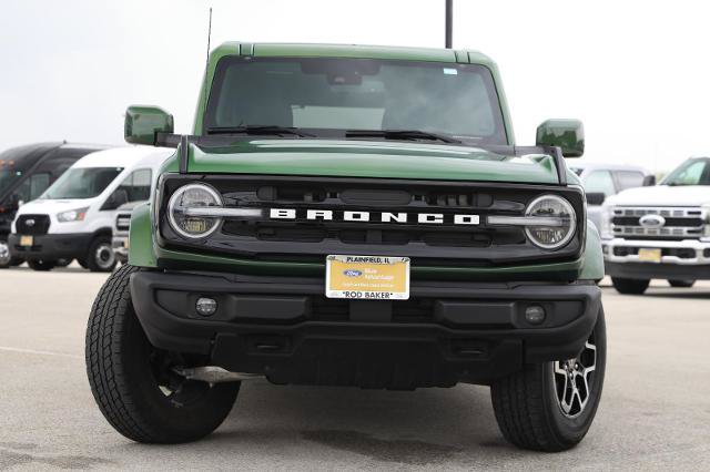 Certified 2025 Ford Bronco Outer Banks AWD/4WD image 2