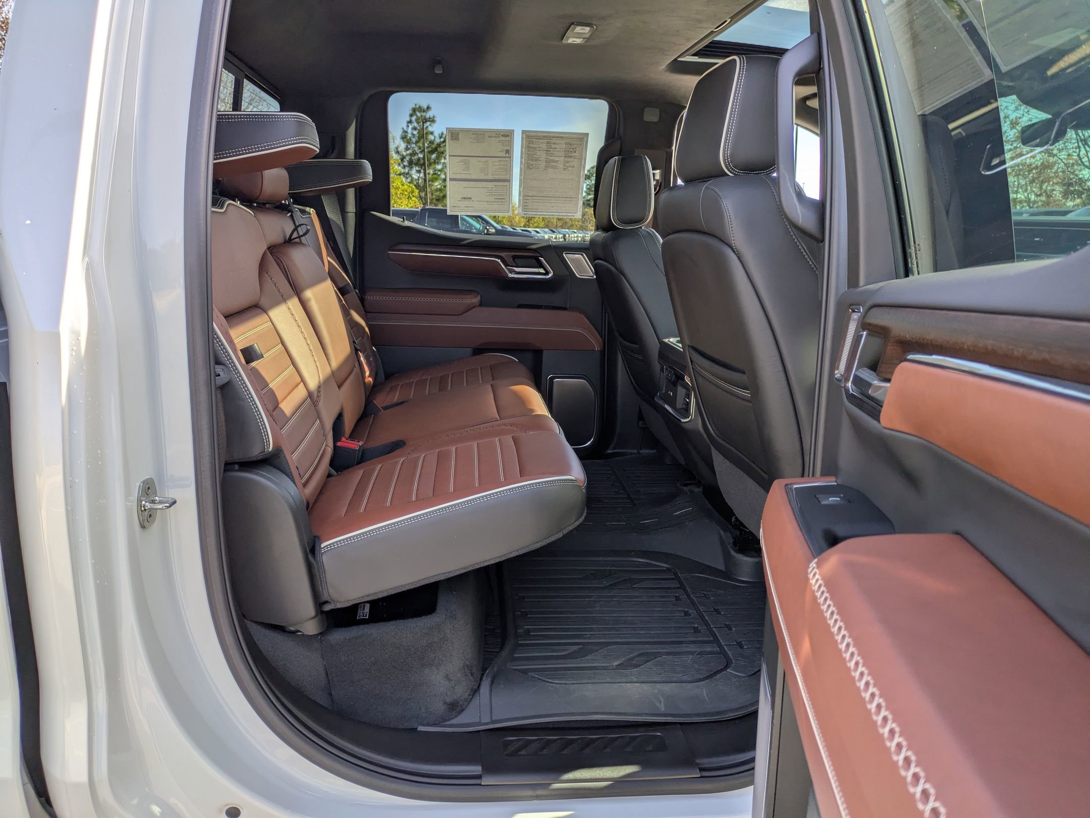 Used 2024 GMC Sierra 1500 Denali Ultimate image 39