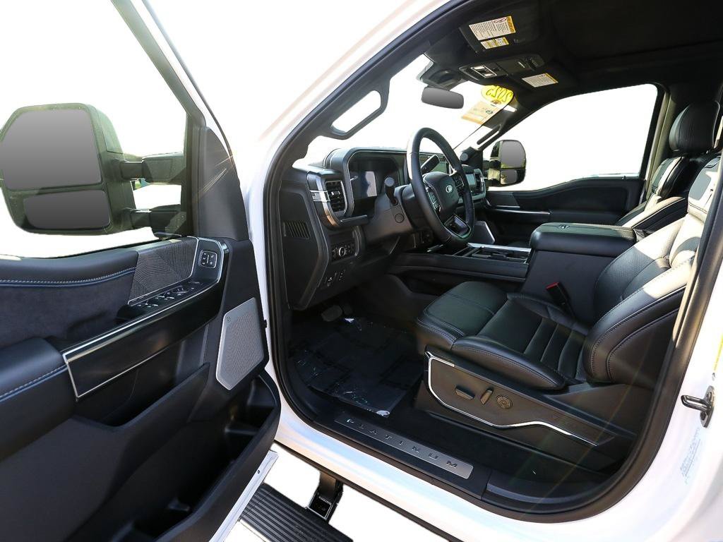 Certified 2025 Ford F250 Platinum AWD/4WD image 11