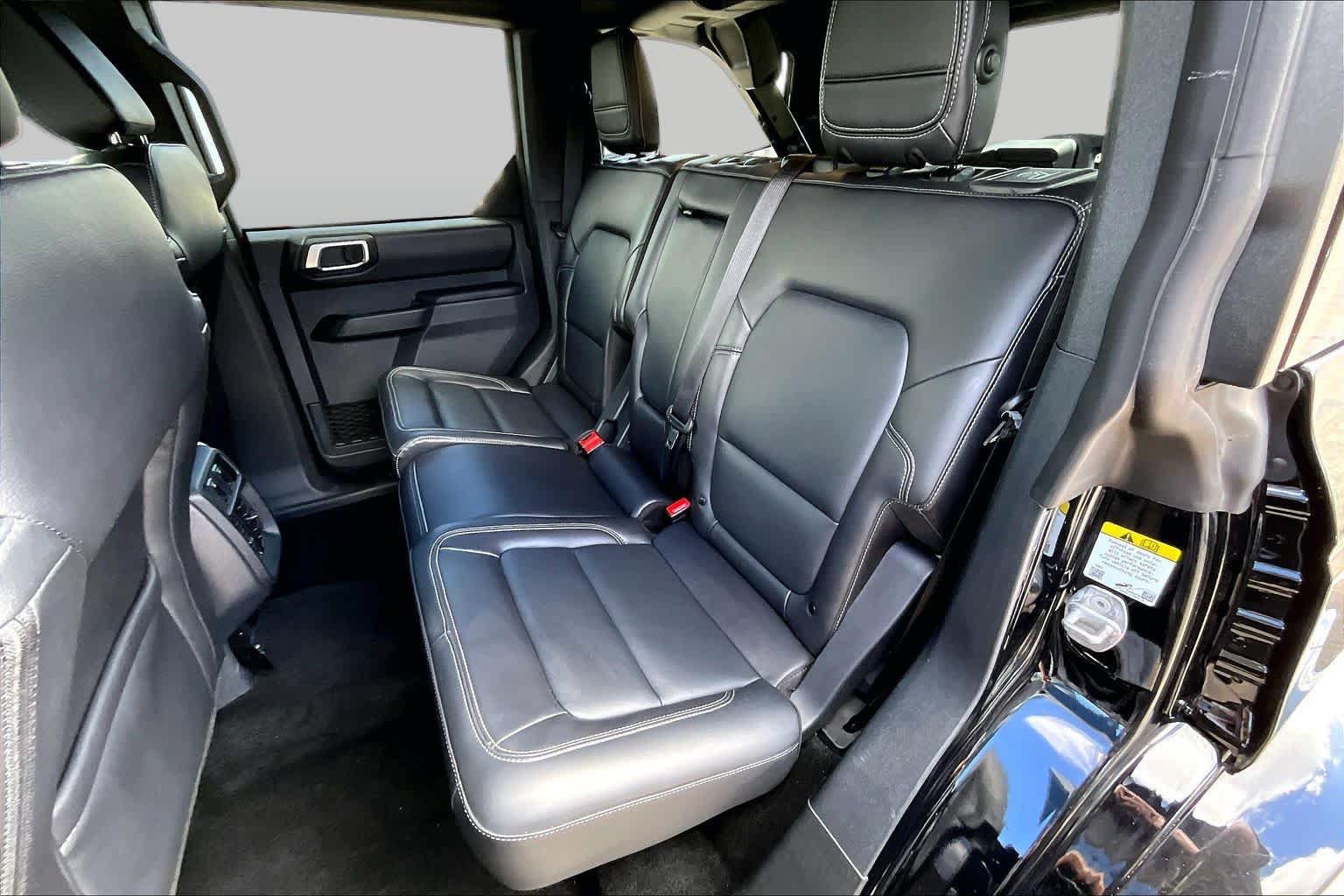 Certified 2025 Ford Bronco Outer Banks AWD/4WD image 21