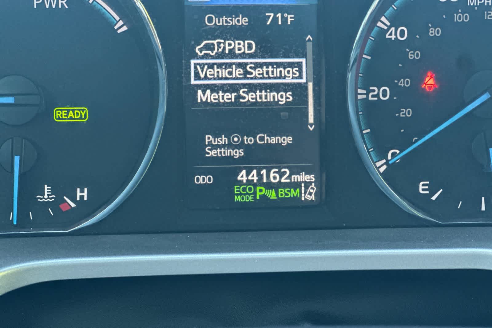 Used 2018 Toyota RAV4 Limited w/ Advanced Technology Package AWD/4WD image 25