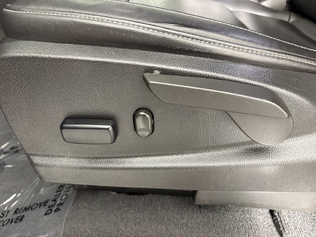 Used 2022 Chevrolet Colorado ZR2 AWD/4WD image 14