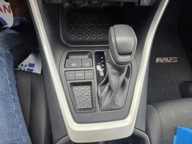 Used 2024 Toyota RAV4 XLE image 20