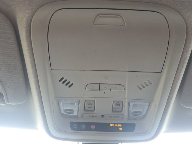 Used 2017 Cadillac XT5 Luxury w/ Driver Awareness Package image 33