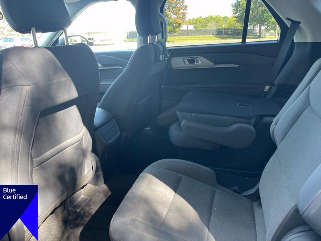 Certified 2025 Ford Explorer Active RWD image 9