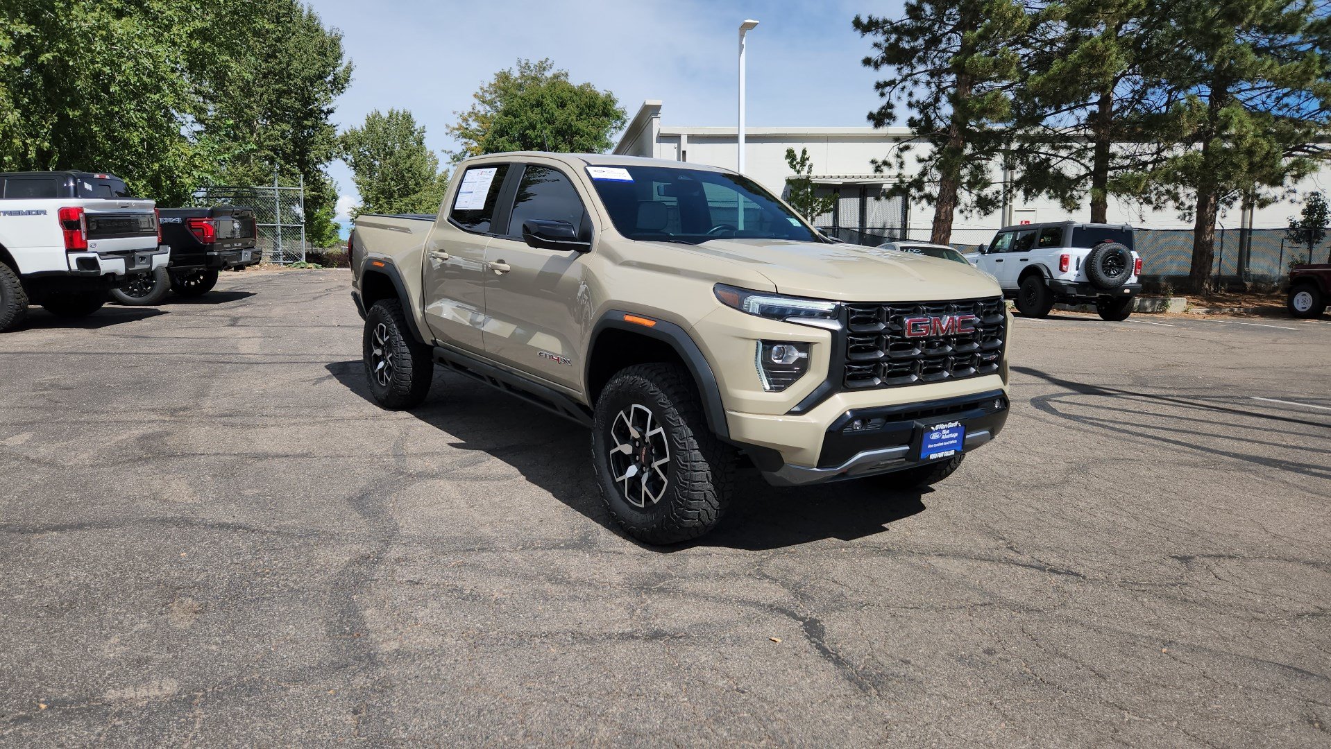 Used 2024 GMC Canyon AT4X AWD/4WD image 15