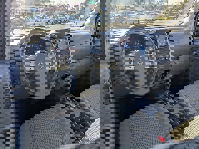 Used 2019 Nissan Frontier SV image 29