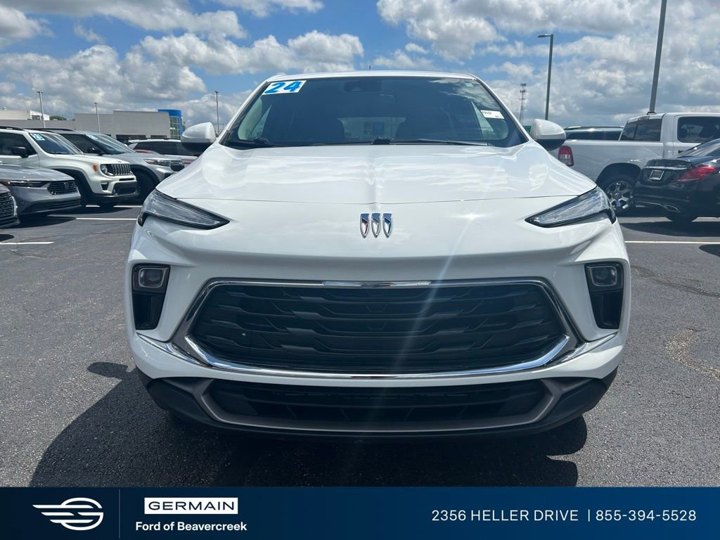 Used 2024 Buick Encore GX Preferred FWD image 3