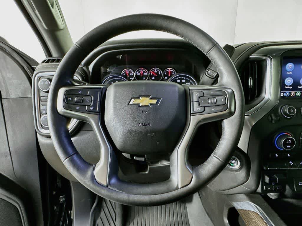 Used 2022 Chevrolet Silverado 2500 LT w/ Convenience Package AWD/4WD image 16
