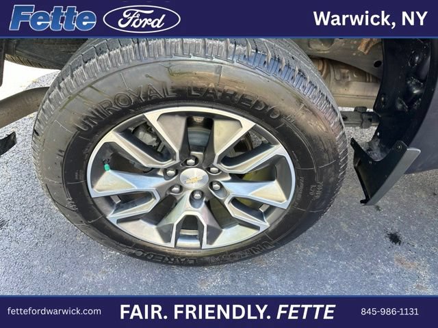 Used 2023 Chevrolet Silverado 1500 LT AWD/4WD image 8