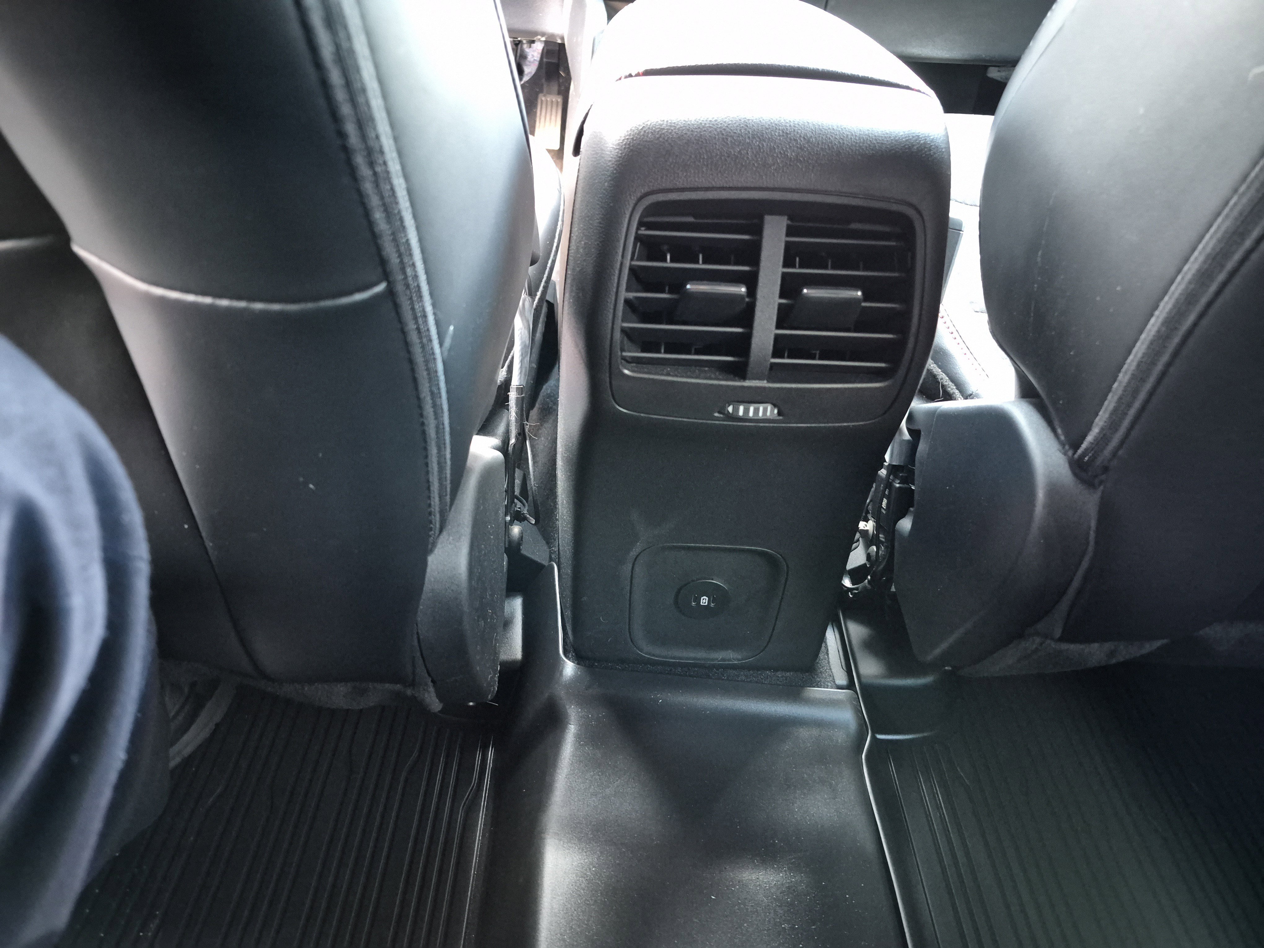 Certified 2025 Ford Escape ST-Line Elite image 19