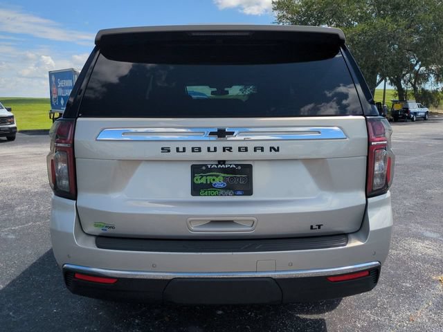 Used 2021 Chevrolet Suburban LT RWD image 6
