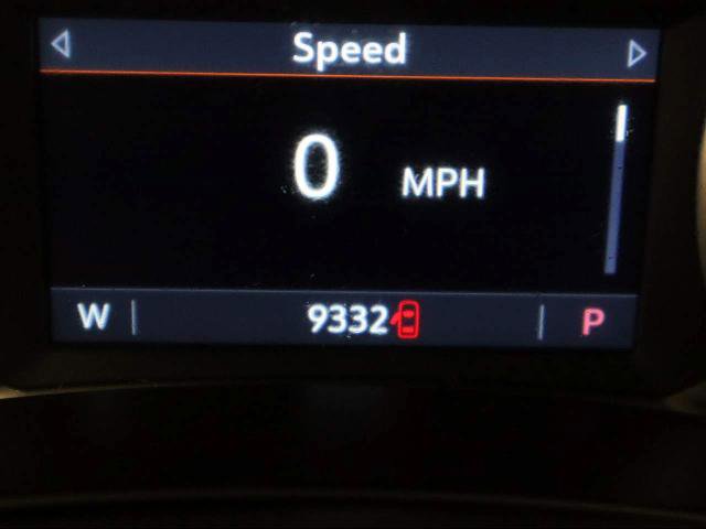 Used 2024 GMC Terrain AT4 image 33