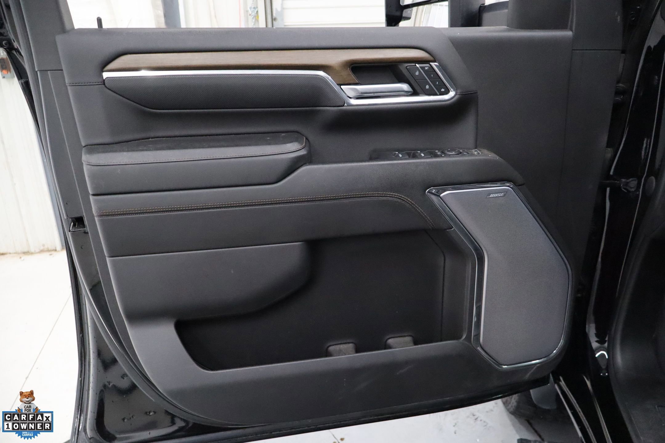 Used 2024 Chevrolet Silverado 2500 High Country w/ High Country Premium Package image 18