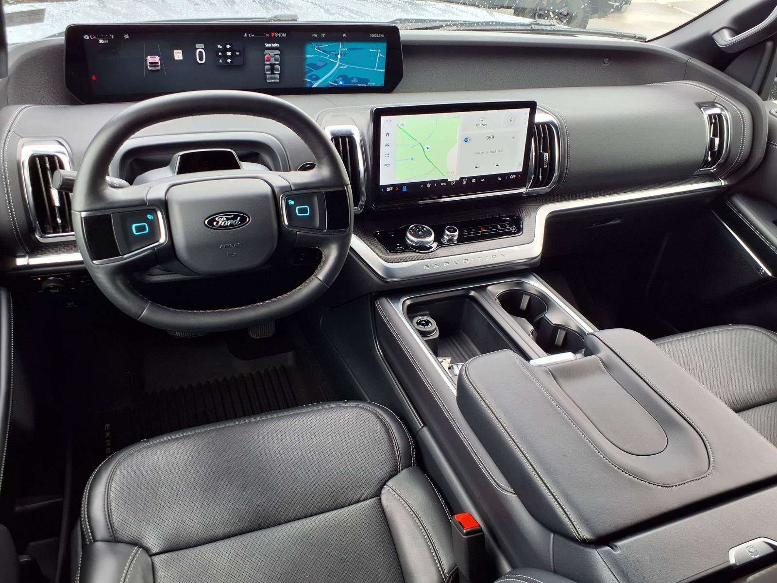 Certified 2026 Ford Expedition Platinum w/ Stealth Performance Package AWD/4WD image 15