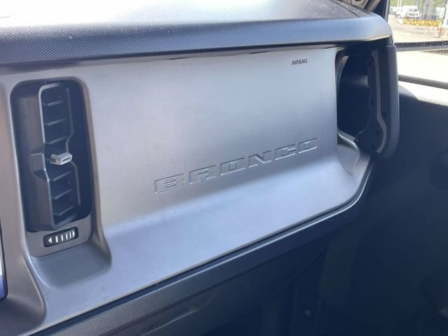 Certified 2023 Ford Bronco Outer Banks w/ Sasquatch Package AWD/4WD image 33